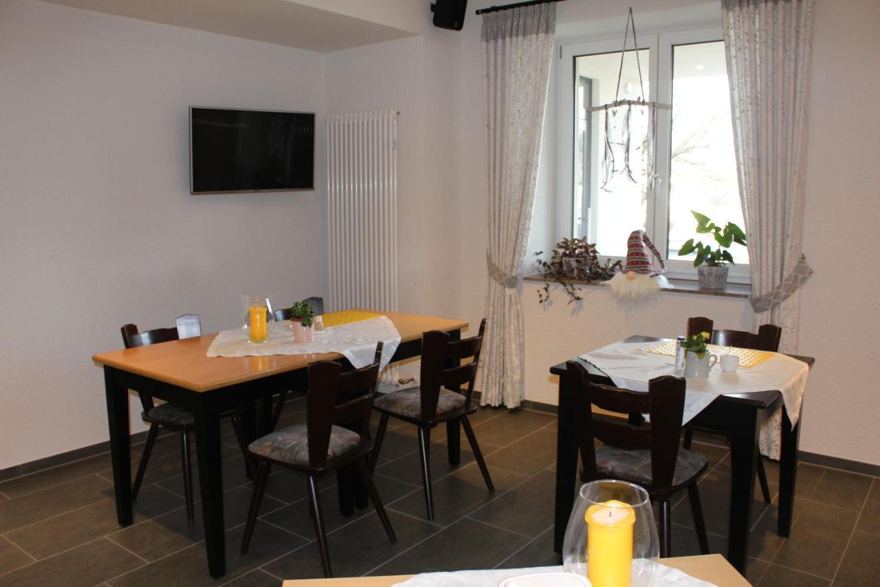 Pension Brunnenhof Roetgen Exterior foto